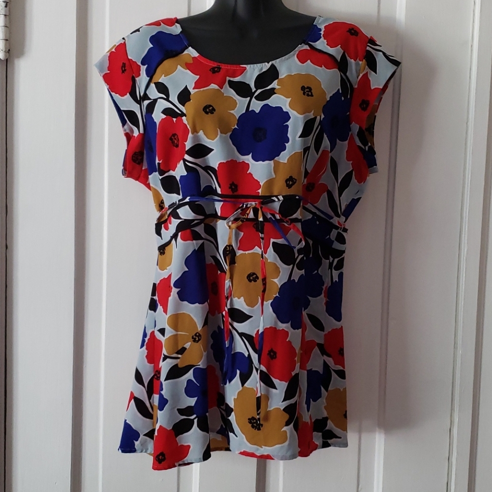 Maternity shirt size L